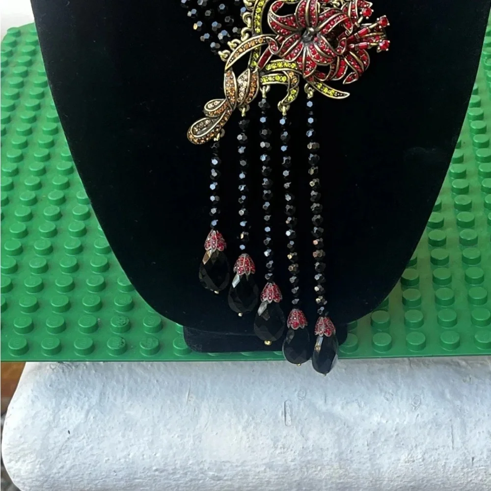 Vintage Authentic Heidi Daus Flower Trembler Beaded Necklace with Red and Gold - Picture 4 of 16
